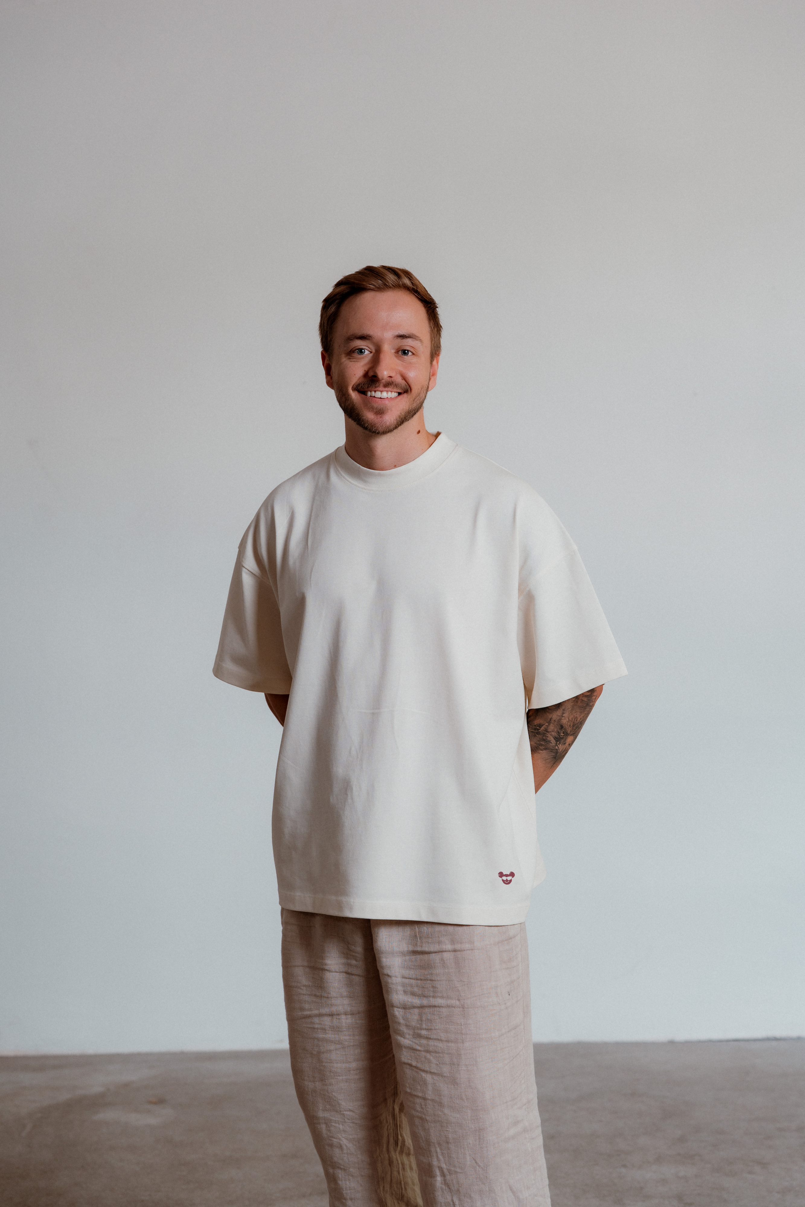 Swimming is always the answer - Oversized Shirt Red