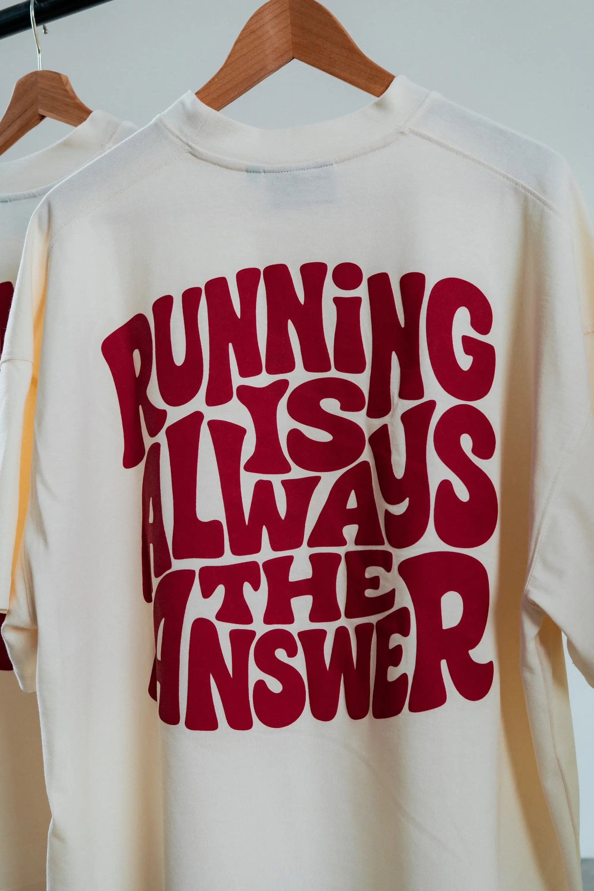 Running is always the answer - Oversized Shirt Red