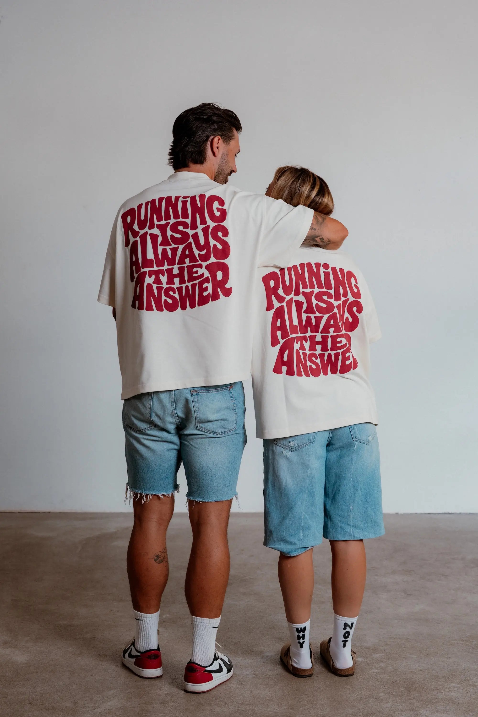 Running is always the answer - Oversized Shirt Red