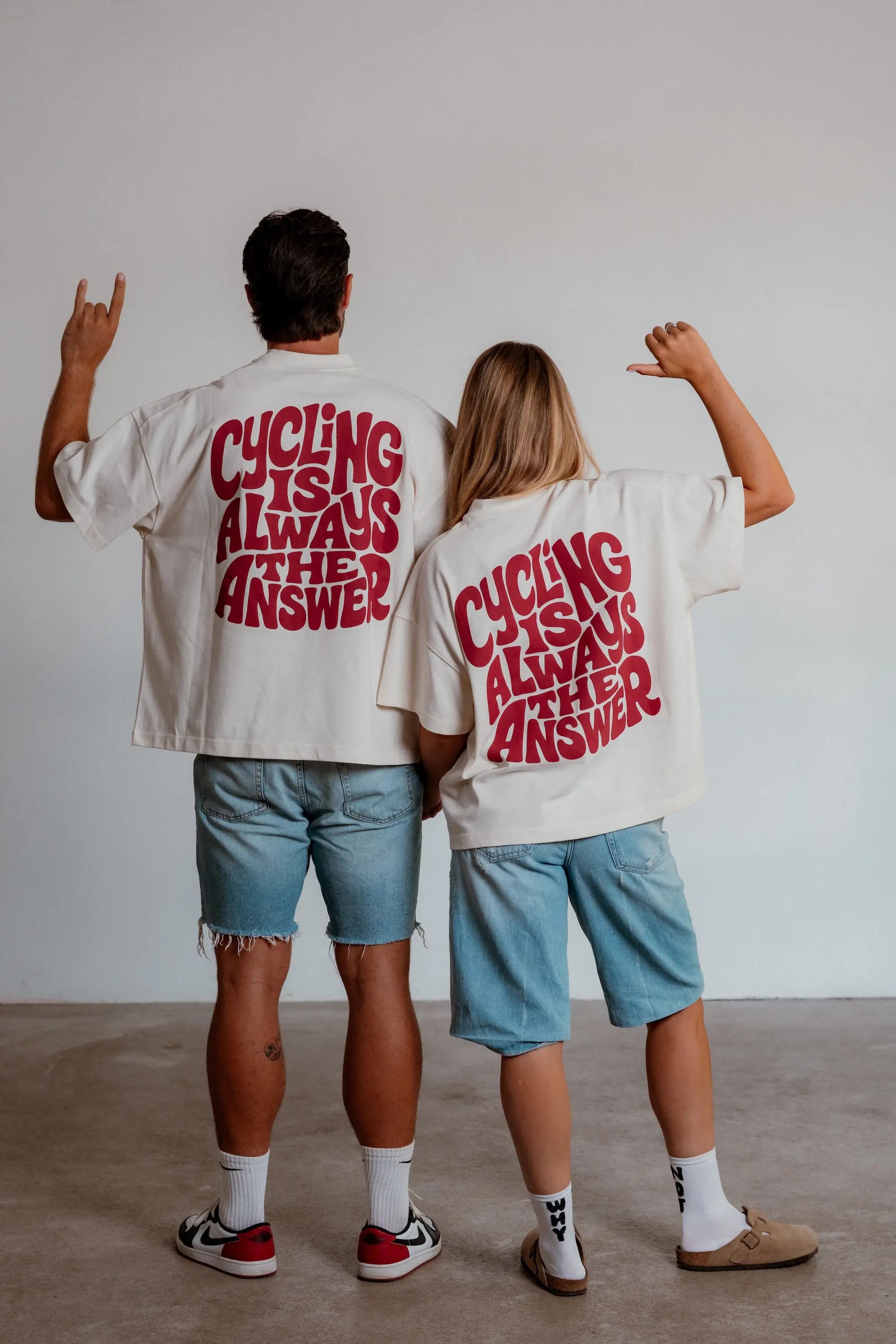 Cycling is always the answer - Oversized Shirt Red